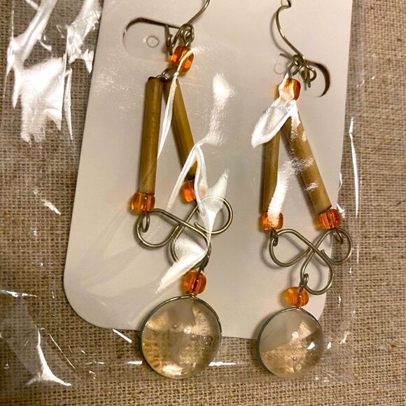 NWT boho wire glass and wood clear marbled tribal dangle earrings hook backs - Picture 2 of 6